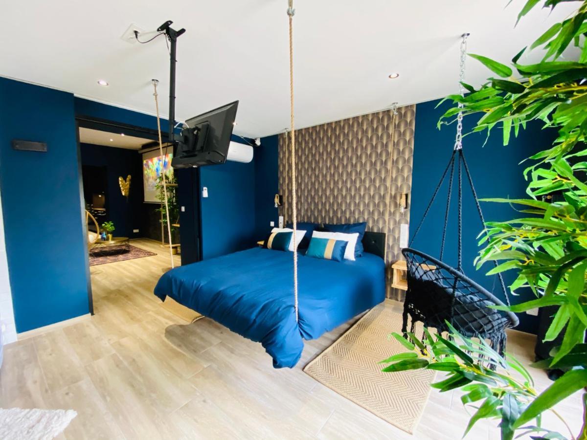 Capsule Temps Suspendu - Balneo, Home Cinema & Billard Valenciennes Exterior photo